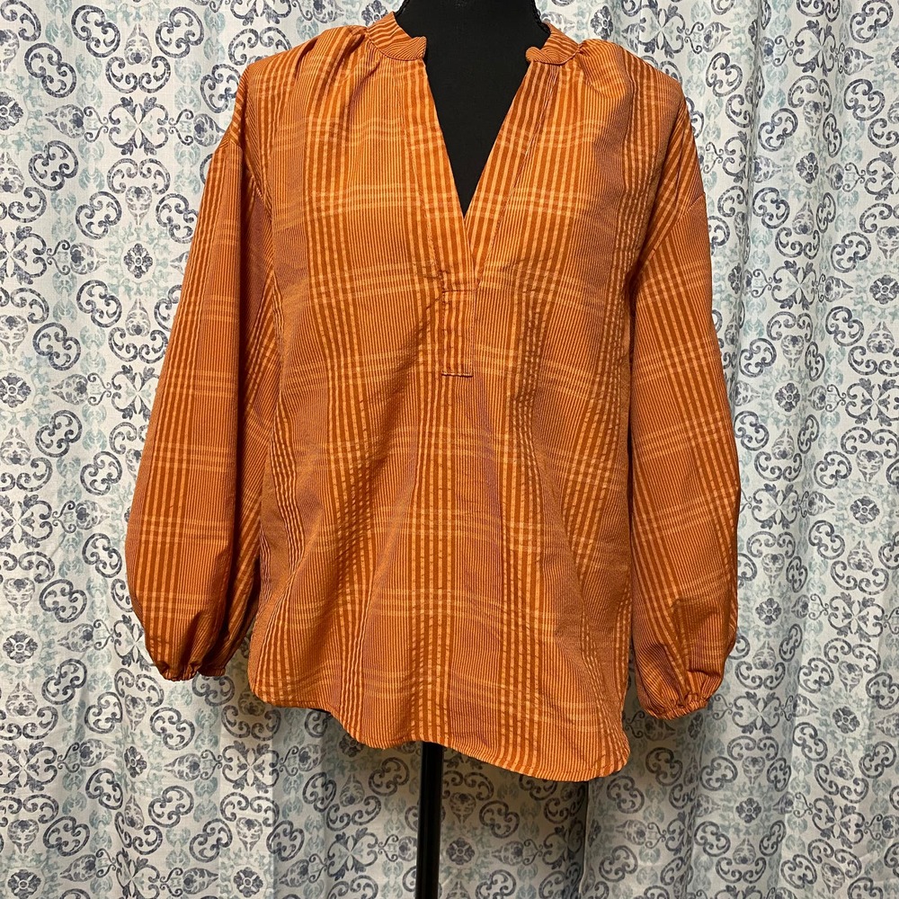 A New Day Top Size M Balloon Sleeve Rust Plaid‎